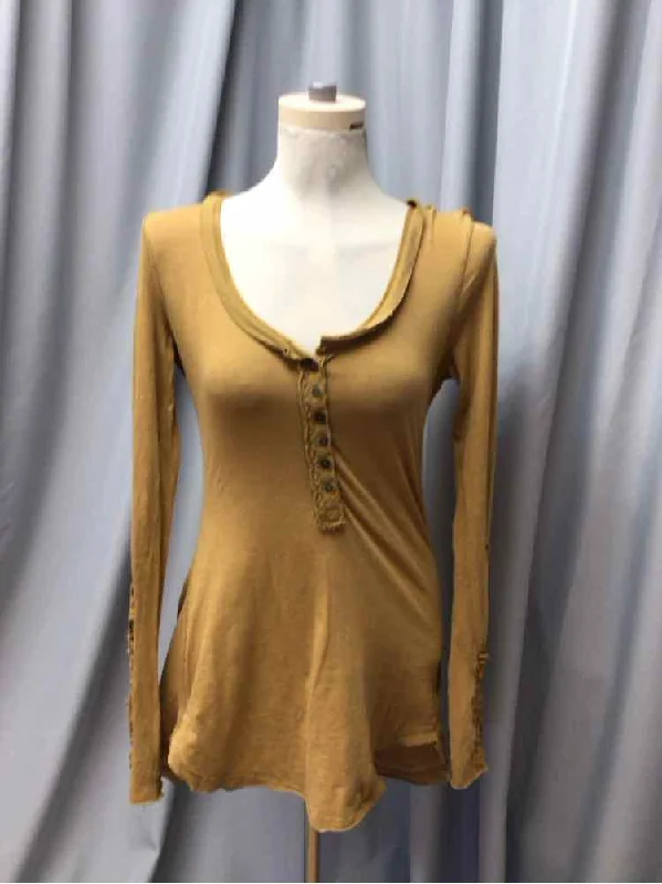 FREE PEOPLE SIZE MEDIUM Ladies TOP