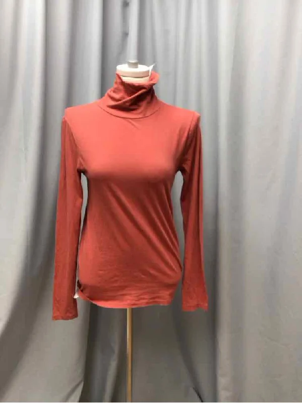 J CREW SIZE MEDIUM Ladies TOP