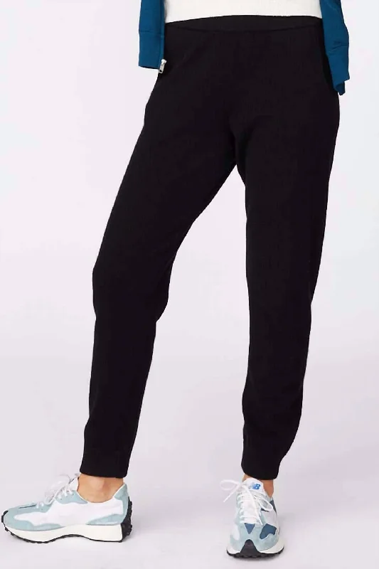 Cashmere Jogger In Black