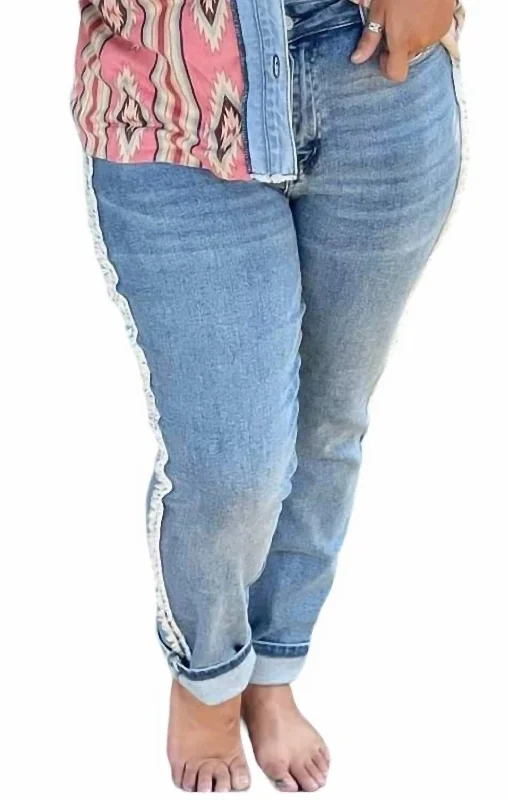 Hailey High Rise Jeans In Ligh Wash