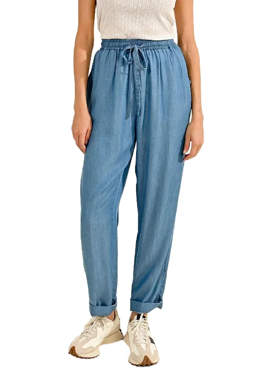 Women's Lyocell Tapered Leg Pants In Denim